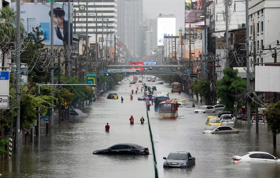 Gặp mưa lớn, "Hà Nội nước chỉ đến chân, Bangkok ngập cả nửa người": Vì sao lại thế? Gặp mưa lớn, "Hà Nội nước chỉ đến chân, Bangkok ngập cả nửa người": Vì sao lại thế?