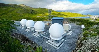 Giá cước 2,2 triệu đồng/tháng, Internet Starlink sẽ cạnh tranh ra sao?