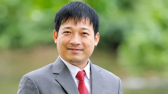 Giải bài toán 'doanh nghiệp chỉ tìm đến đại học mùa tuyển dụng' - Báo TinVina