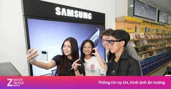 Giới trẻ săn vé đêm nhạc Samsung và quà tặng hợp tác cùng HIEUTHUHAI