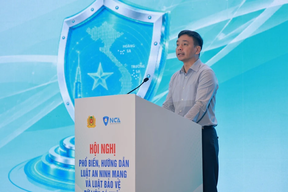 Hướng tới xây dựng một không gian mạng Việt Nam kỷ cương, an toàn, văn minh Hướng tới xây dựng một không gian mạng Việt Nam kỷ cương, an toàn, văn minh