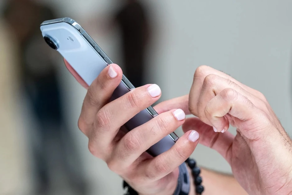 iPhone Air gây bất ngờ