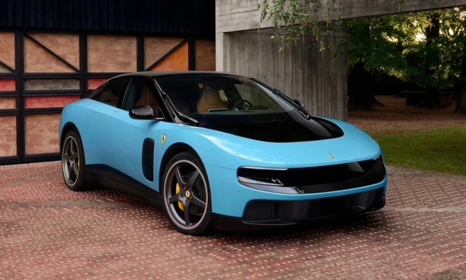 Jony Ive và Ferrari muốn cứu ngành ô tô khỏi “cơn nghiện” màn hình cảm ứng Jony Ive và Ferrari muốn cứu ngành ô tô khỏi “cơn nghiện” màn hình cảm ứng