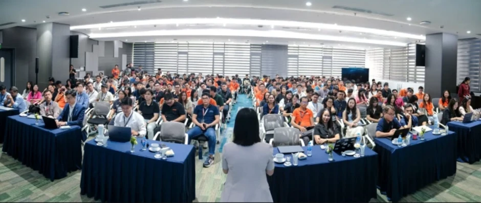 Kỹ sư Việt hỗ trợ doanh nghiệp ôtô Mỹ chuyển đổi AI Kỹ sư Việt hỗ trợ doanh nghiệp ôtô Mỹ chuyển đổi AI