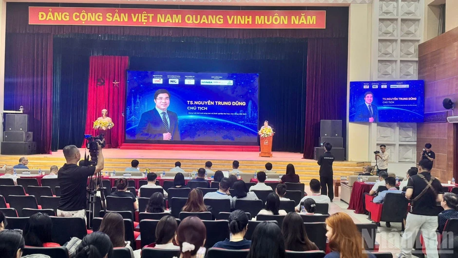 Khẳng định vai trò trung tâm của Đại học trong hệ sinh thái khởi nghiệp sáng tạo quốc gia Khẳng định vai trò trung tâm của Đại học trong hệ sinh thái khởi nghiệp sáng tạo quốc gia