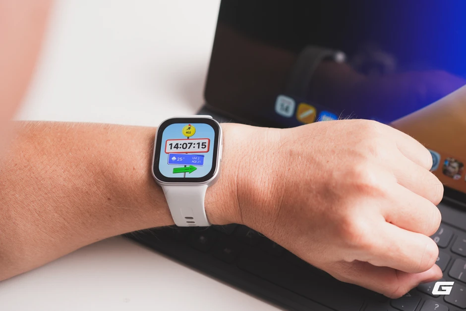 Không ngờ có ngày Xiaomi làm smartwatch rẻ như smartband mà lại "ngon" cỡ này! Không ngờ có ngày Xiaomi làm smartwatch rẻ như smartband mà lại "ngon" cỡ này!