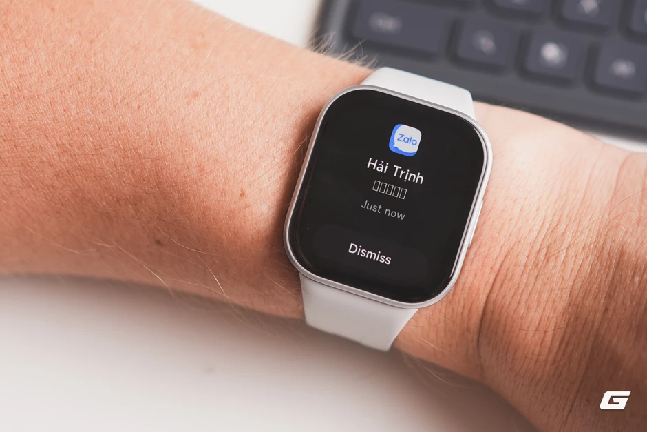 Không ngờ có ngày Xiaomi làm smartwatch rẻ như smartband mà lại "ngon" cỡ này! Không ngờ có ngày Xiaomi làm smartwatch rẻ như smartband mà lại "ngon" cỡ này!
