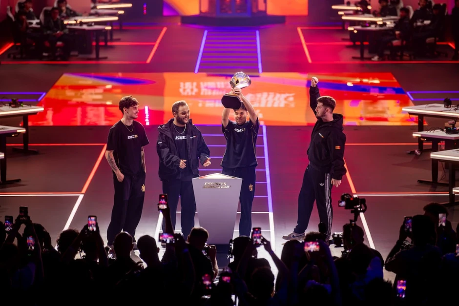 Kịch tính đến giây cuối tại Paris: AG.AL xưng vương Esports World Cup 2026 nhờ cú bứt phá nghẹt thở của Gwen Kịch tính đến giây cuối tại Paris: AG.AL xưng vương Esports World Cup 2026 nhờ cú bứt phá nghẹt thở của Gwen
