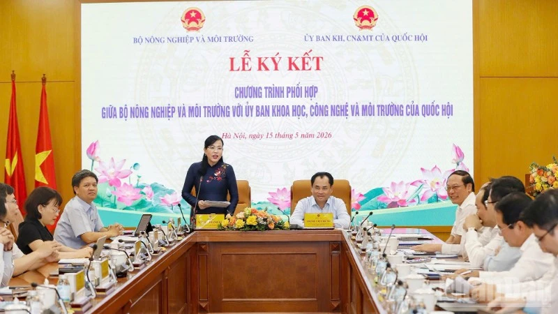 Ký kết phối hợp xây dựng chính sách pháp luật về môi trường, tài nguyên Ký kết phối hợp xây dựng chính sách pháp luật về môi trường, tài nguyên