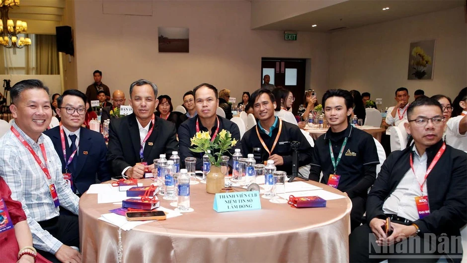 Lâm Đồng kiến tạo “niềm tin số” lan tỏa thông tin chính thống và các giá trị tích cực Lâm Đồng kiến tạo “niềm tin số” lan tỏa thông tin chính thống và các giá trị tích cực