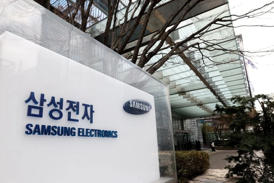Lãnh đạo mảng smartphone Samsung bị cấm bay hạng thương gia