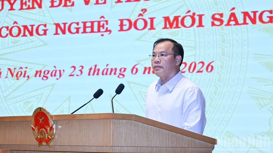 Lấy sản phẩm đầu ra, khả năng thương mại hóa, đóng góp cho tăng trưởng kinh tế làm thước đo hiệu quả Lấy sản phẩm đầu ra, khả năng thương mại hóa, đóng góp cho tăng trưởng kinh tế làm thước đo hiệu quả