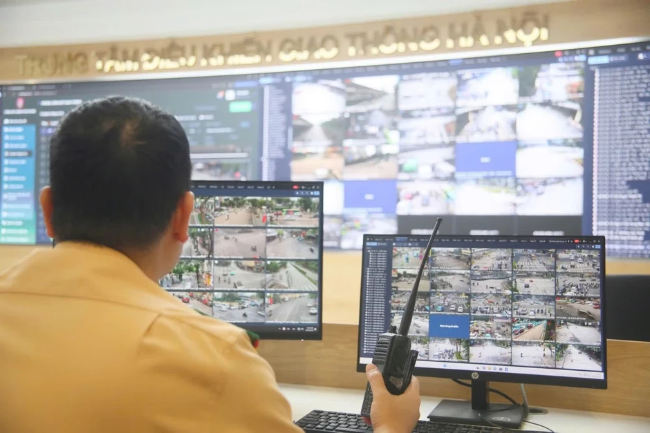 Lỗi phổ biến nhất của các tài xế được camera AI tại Hà Nội phát hiện Lỗi phổ biến nhất của các tài xế được camera AI tại Hà Nội phát hiện