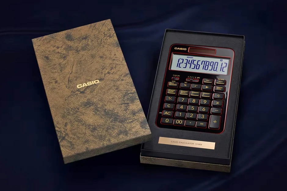 Máy tính Casio giá 630 USD