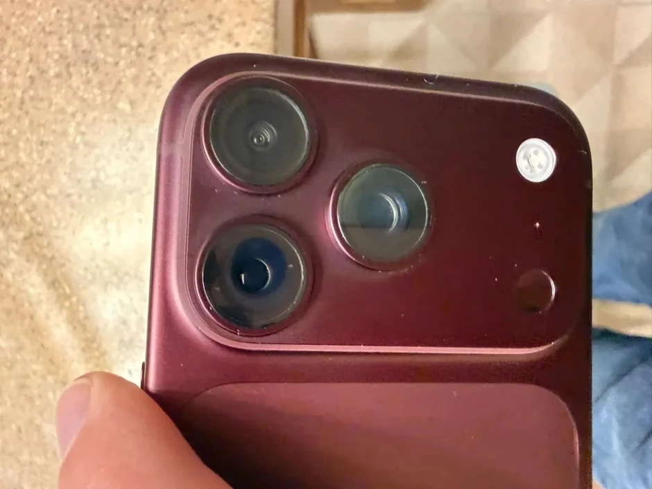 Một số iPhone 18 Pro gặp sự cố “bay màu”