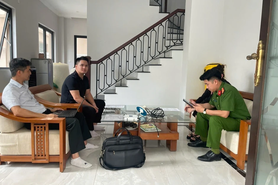 Mua thiết bị kích sóng di động trên Shopee gây nhiễu cho mạng di động Mua thiết bị kích sóng di động trên Shopee gây nhiễu cho mạng di động