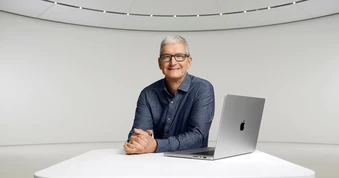Ngày cuối cùng Tim Cook ngồi ghế CEO Apple