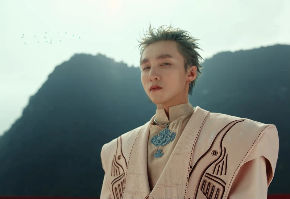 Nghệ sĩ 'tự hủy' khi tung MV cùng lúc với Sơn Tùng M-TP? Nghệ sĩ 'tự hủy' khi tung MV cùng lúc với Sơn Tùng M-TP?