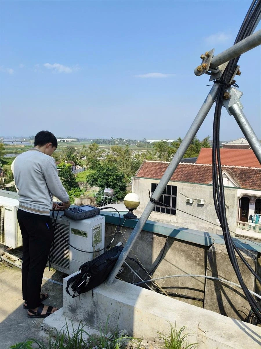 Người đàn ông sử dụng thiết bị kích sóng gây nhiễu bị xử phạt Người đàn ông sử dụng thiết bị kích sóng gây nhiễu bị xử phạt