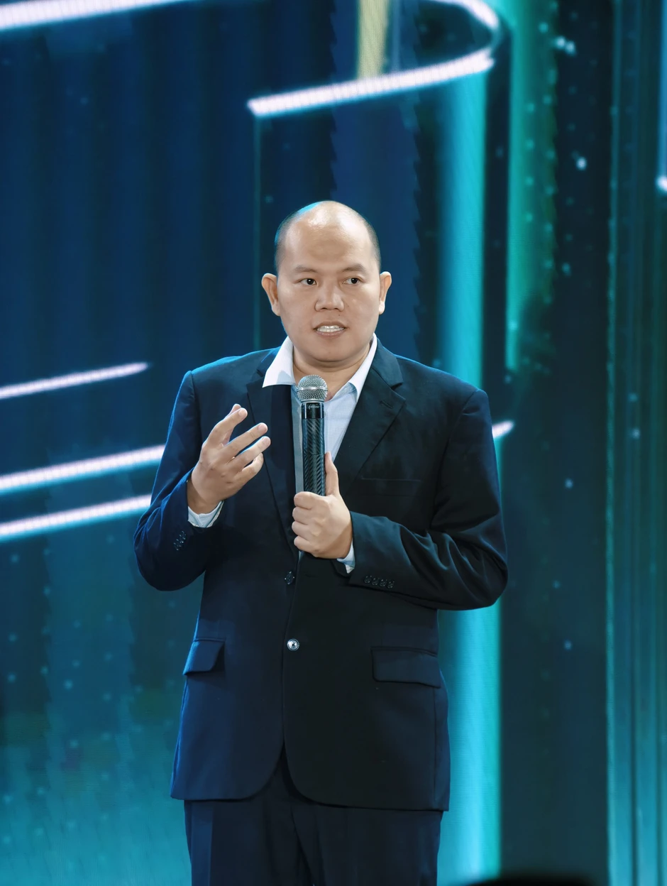 Ông Vương Vũ Thắng, Chủ tịch Hội đồng Quản trị VCCorp: Thông số, doanh số không nói lên giá trị thật của một sản phẩm Ông Vương Vũ Thắng, Chủ tịch Hội đồng Quản trị VCCorp: Thông số, doanh số không nói lên giá trị thật của một sản phẩm