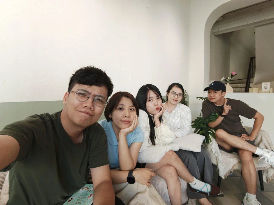 OPPO A7 Pro 5G chiếc Smartphone chụp selfie tuyệt đỉnh cho giới trẻ năm 2026 OPPO A7 Pro 5G chiếc Smartphone chụp selfie tuyệt đỉnh cho giới trẻ năm 2026