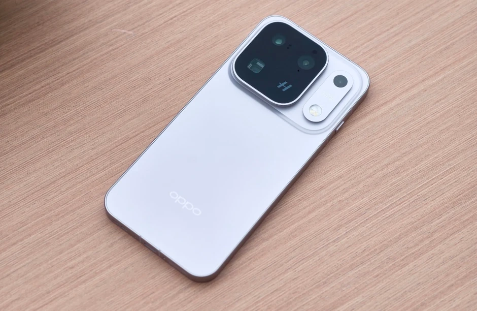 OPPO Find X10 lộ giá quốc tế quá "khủng", bản Pro Max đắt hơn cả X9 Ultra dù phần cứng giảm OPPO Find X10 lộ giá quốc tế quá "khủng", bản Pro Max đắt hơn cả X9 Ultra dù phần cứng giảm