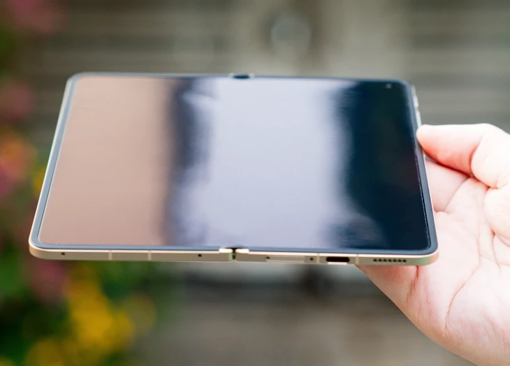Oppo ra mắt điện thoại gập gần như không còn nếp gấp Oppo ra mắt điện thoại gập gần như không còn nếp gấp