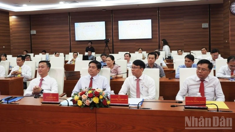 Phát huy hạ tầng bưu chính, tạo động lực mới cho chuyển đổi số, cải cách hành chính ở Khánh Hòa Phát huy hạ tầng bưu chính, tạo động lực mới cho chuyển đổi số, cải cách hành chính ở Khánh Hòa