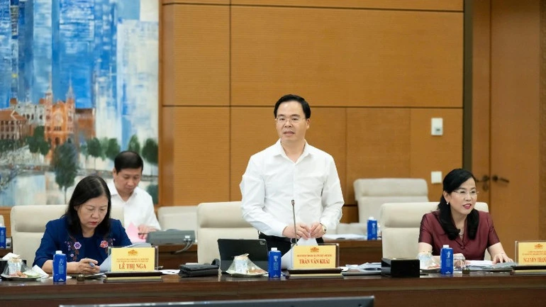 Phó Chủ tịch Quốc hội Nguyễn Hồng Diên chủ trì phiên họp Ban Chỉ đạo về phát triển khoa học, công nghệ, đổi mới sáng tạo và chuyển đổi số quốc gia