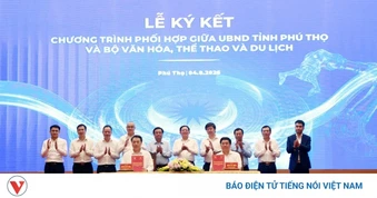 Phú Thọ ký hợp tác với nhiều bộ, ngành trong thực hiện Nghị quyết 57
