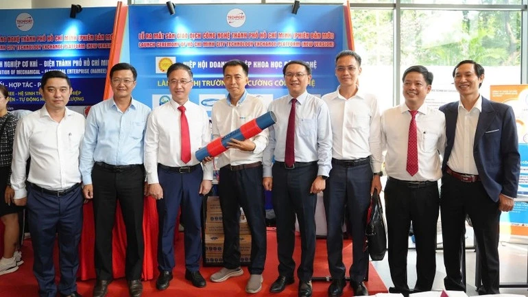 Ra mắt Sàn Giao dịch công nghệ Thành phố Hồ Chí Minh phiên bản mới Ra mắt Sàn Giao dịch công nghệ Thành phố Hồ Chí Minh phiên bản mới