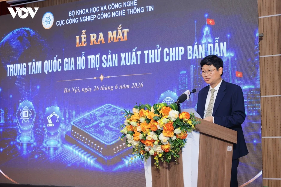 Ra mắt Trung tâm quốc gia hỗ trợ sản xuất thử chip bán dẫn đầu tiên của Việt Nam Ra mắt Trung tâm quốc gia hỗ trợ sản xuất thử chip bán dẫn đầu tiên của Việt Nam
