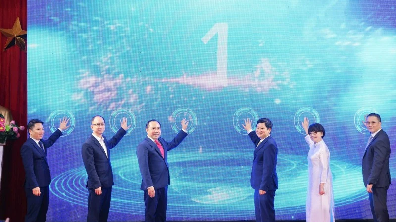 Ra mắt Trung tâm quốc gia Hỗ trợ sản xuất thử chip bán dẫn