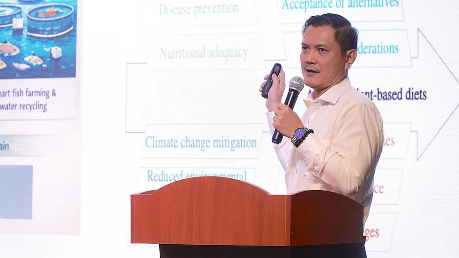 Rút ngắn khoảng cách giữa nghiên cứu khoa học và thực tiễn Rút ngắn khoảng cách giữa nghiên cứu khoa học và thực tiễn