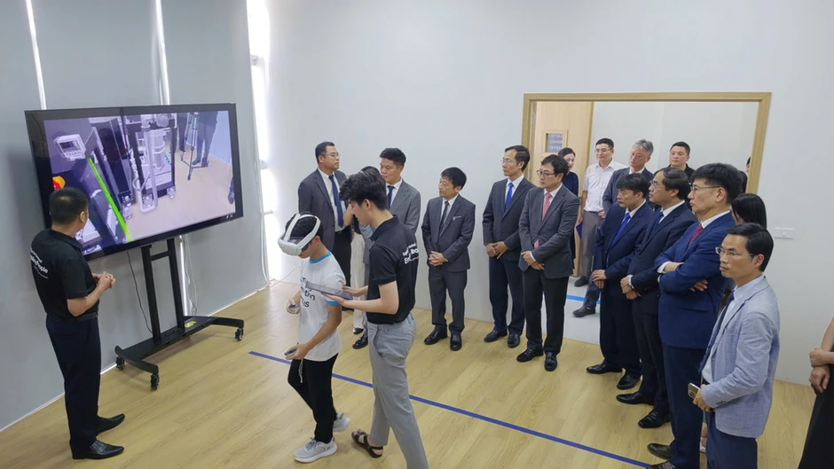Samsung cung cấp các khóa đào tạo công nghệ cao cho thế hệ trẻ Việt Nam Samsung cung cấp các khóa đào tạo công nghệ cao cho thế hệ trẻ Việt Nam