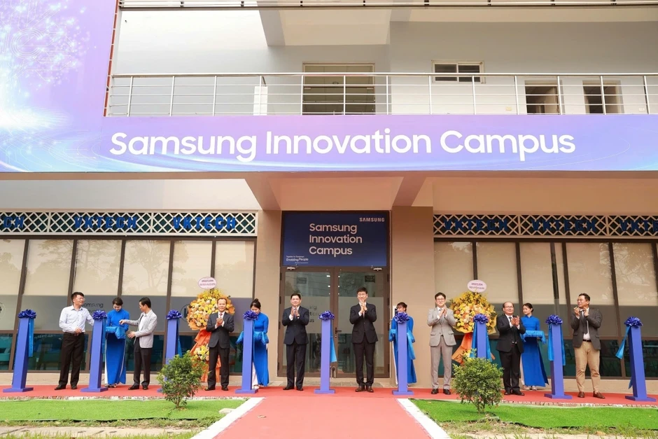 Samsung đưa đào tạo bán dẫn vào chương trình "Samsung Innovation Campus" Samsung đưa đào tạo bán dẫn vào chương trình "Samsung Innovation Campus"