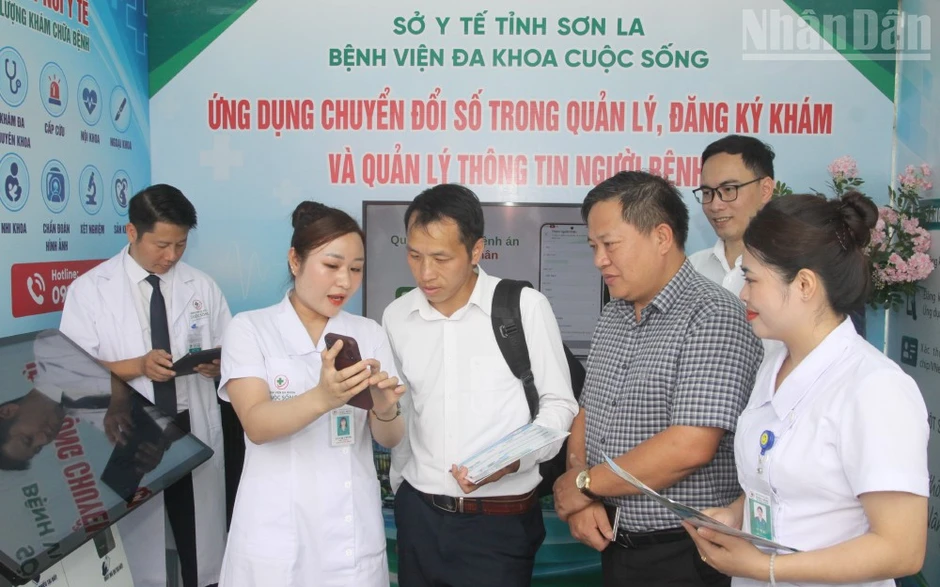 Sơn La khai mạc Ngày hội đổi mới sáng tạo và chuyển đổi số