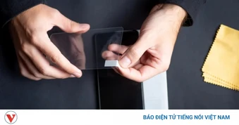 Sự thật về miếng dán màn hình chống ánh sáng xanh