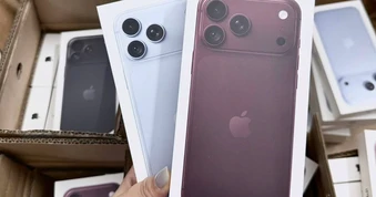 Tăng gấp đôi nguồn cung, iPhone 18 Pro Max vẫn cháy hàng, dân buôn bán chênh 4-6 triệu đồng