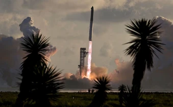Tàu Starship của SpaceX lần đầu đạt đến quỹ đạo dù gặp sự cố động cơ
