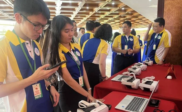 Tây Ninh điều chỉnh quy hoạch nhằm phát triển khoa học công nghệ và chuyển đổi số Tây Ninh điều chỉnh quy hoạch nhằm phát triển khoa học công nghệ và chuyển đổi số