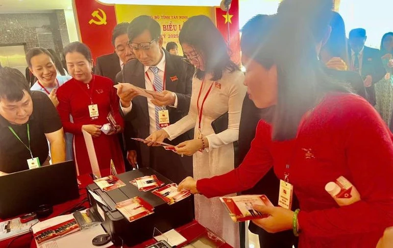 Tây Ninh điều chỉnh quy hoạch nhằm phát triển khoa học công nghệ và chuyển đổi số Tây Ninh điều chỉnh quy hoạch nhằm phát triển khoa học công nghệ và chuyển đổi số