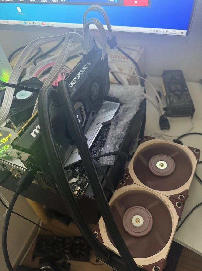 Thiếu VRAM chạy AI, cửa hàng Nhật mở dịch vụ nâng cấp với giá 25 USD mỗi GB Thiếu VRAM chạy AI, cửa hàng Nhật mở dịch vụ nâng cấp với giá 25 USD mỗi GB