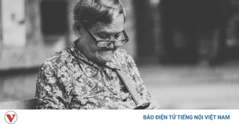 Thời gian rảnh rỗi nhiều, người về hưu dễ sa đà vào smartphone và mạng xã hội