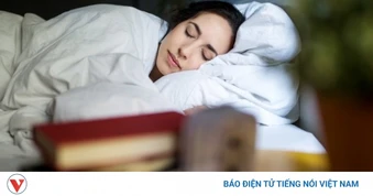 Thói quen đặt điện thoại cạnh giường và sự thật ít người biết