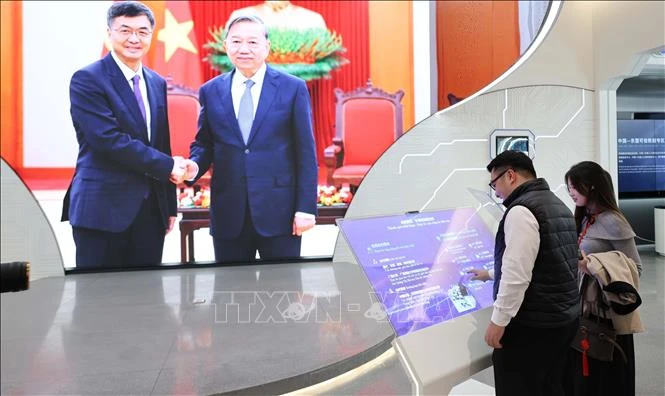Thúc đẩy hợp tác AI giữa Quảng Tây (Trung Quốc) và các địa phương Việt Nam