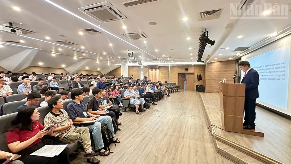 Thúc đẩy nghiên cứu học thuật mật mã giữa Việt Nam với quốc tế Thúc đẩy nghiên cứu học thuật mật mã giữa Việt Nam với quốc tế