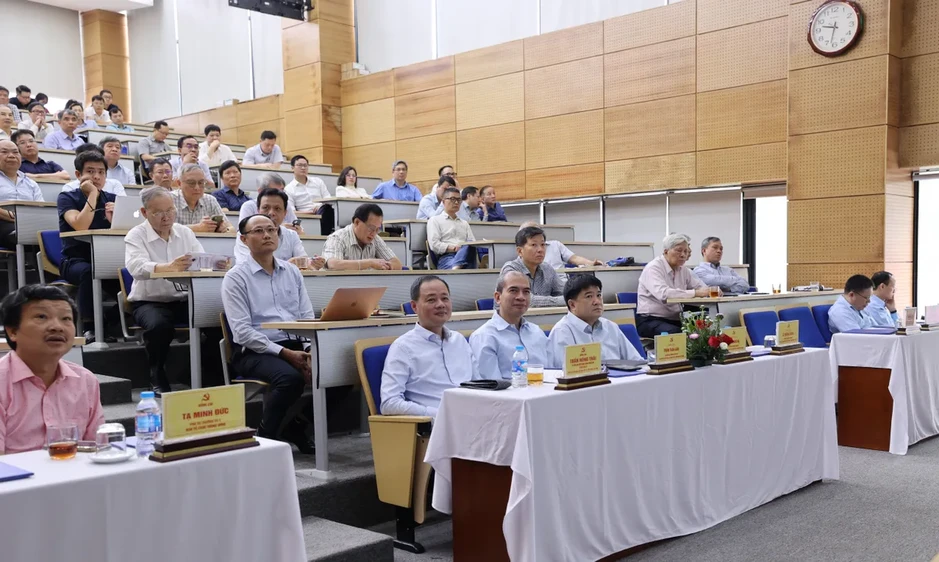 Thúc đẩy nghiên cứu, tăng cường năng lực cho Viện Hàn lâm KHCN Việt Nam Thúc đẩy nghiên cứu, tăng cường năng lực cho Viện Hàn lâm KHCN Việt Nam