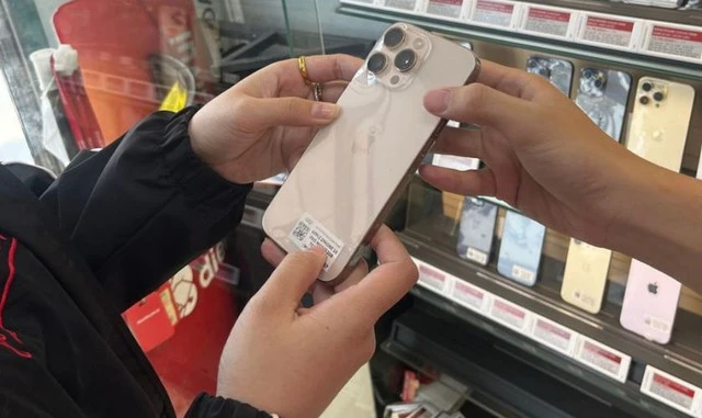 Tin vui cho học sinh, sinh viên khi mua iPhone cũ mùa tựu trường Tin vui cho học sinh, sinh viên khi mua iPhone cũ mùa tựu trường