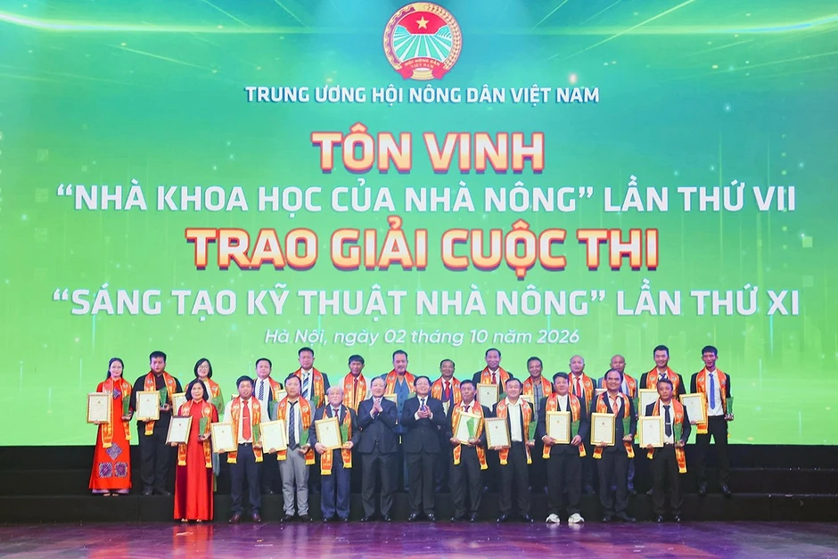 Tôn vinh 42 "Nhà khoa học của nhà nông" và 24 giải pháp "Sáng tạo kỹ thuật nhà nông" Tôn vinh 42 "Nhà khoa học của nhà nông" và 24 giải pháp "Sáng tạo kỹ thuật nhà nông"